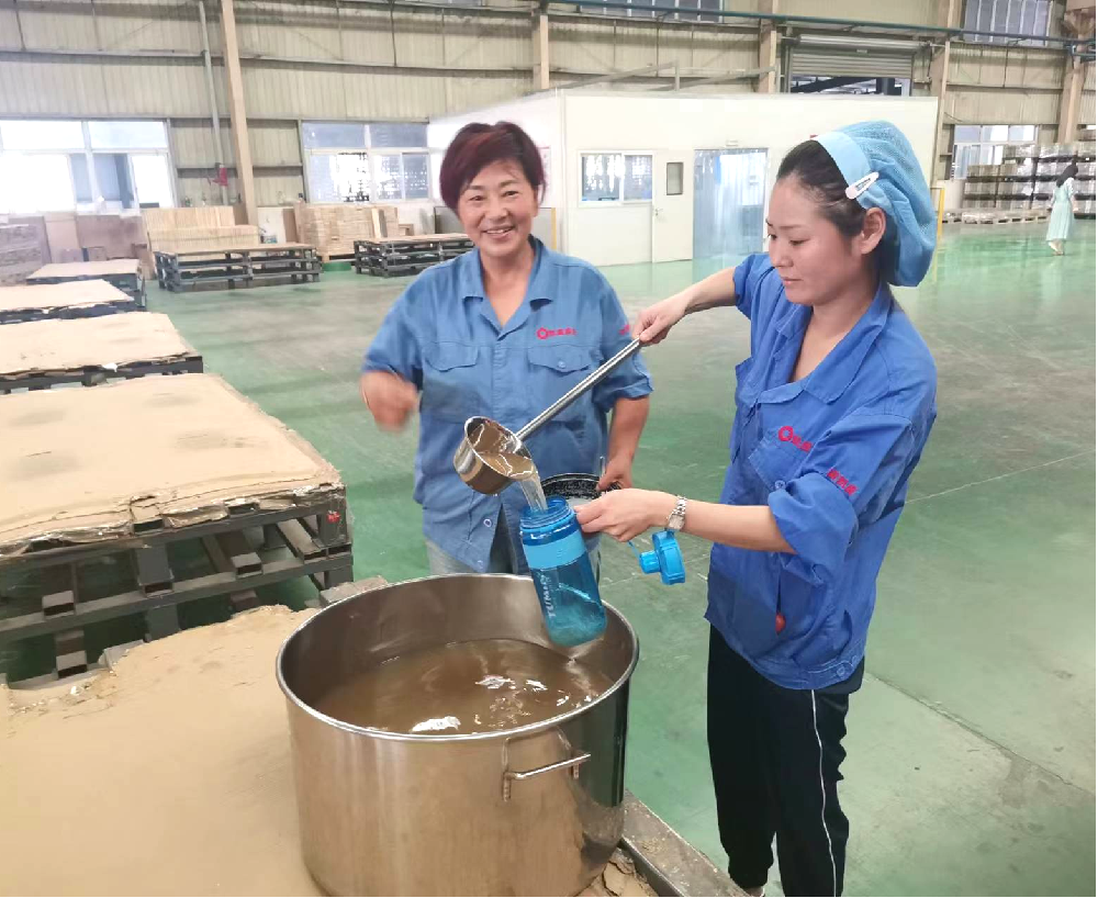 夏季送清涼，關(guān)愛沁人心