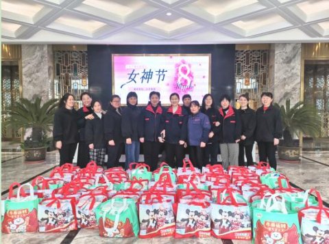 三八婦女節(jié)，盛世新能源為女職工發(fā)放暖心福利